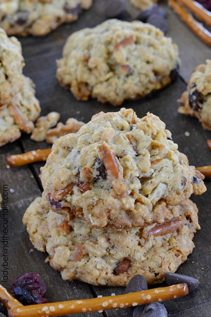 Oatmeal Trash Cookies