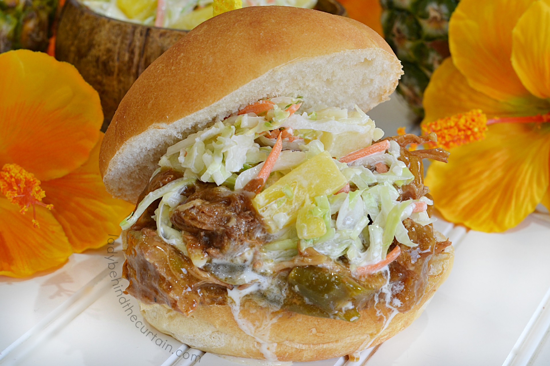 Slow Cooker Island Shredded Pork Sandwich Recipe