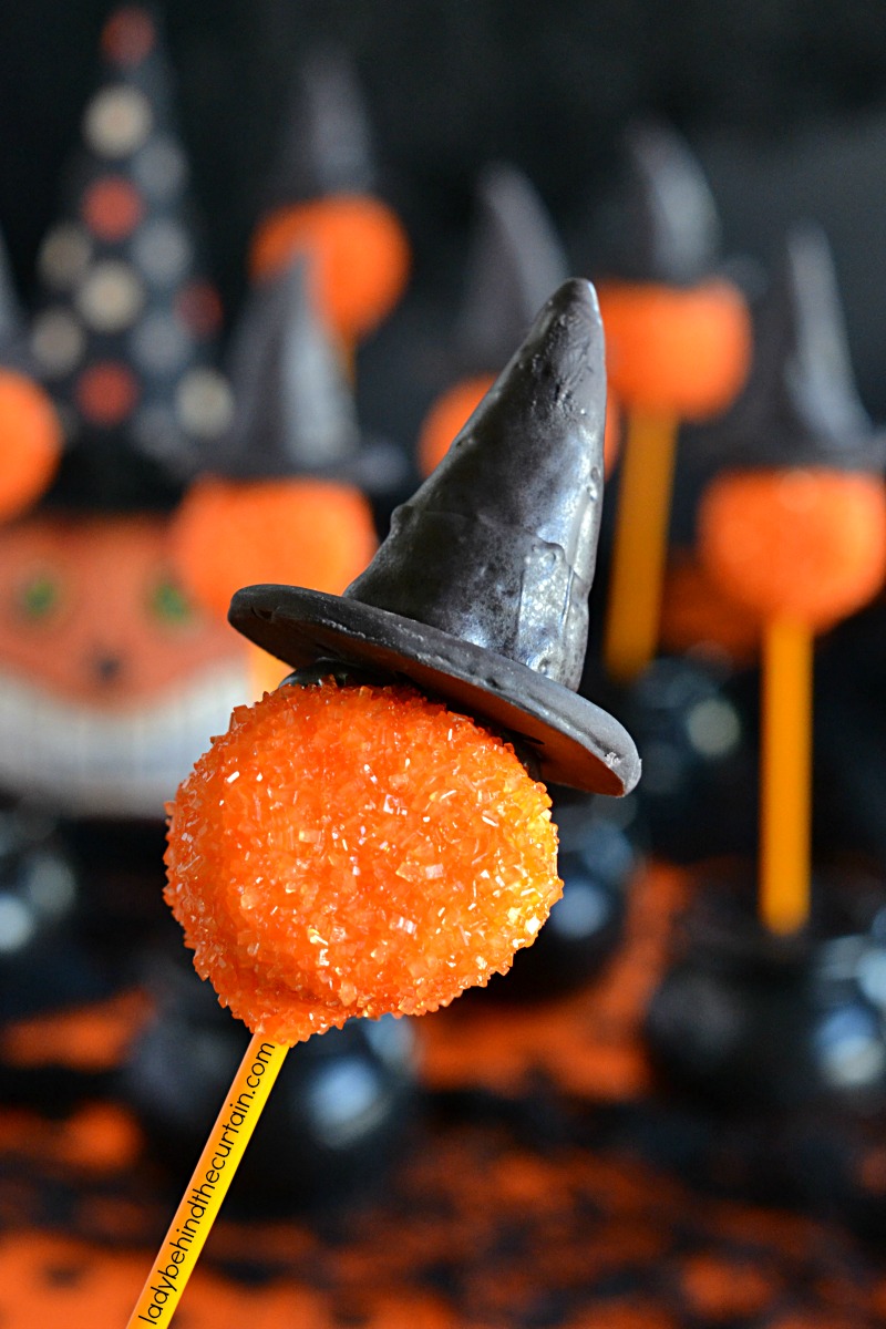 Bewitching Halloween Party Marshmallow Pops