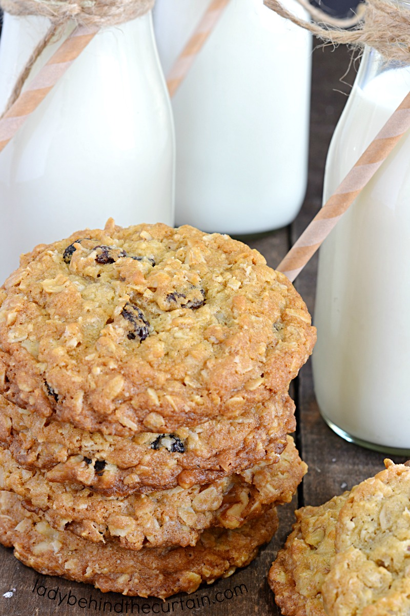 Classic Chewy Homemade Oatmeal Raisin Cookie Recipe classic-chewy-homemade-oatmeal-raisin-cookie-recipe