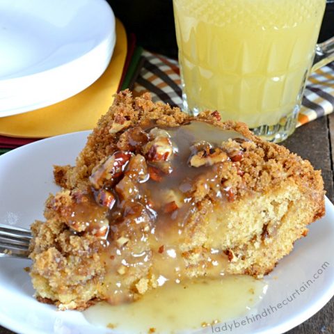 Skillet Bananas Foster Crumb Cake