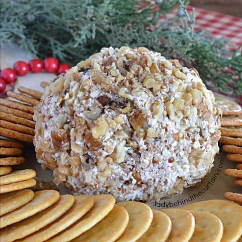 Easy Holiday Pineapple Cheese Ball