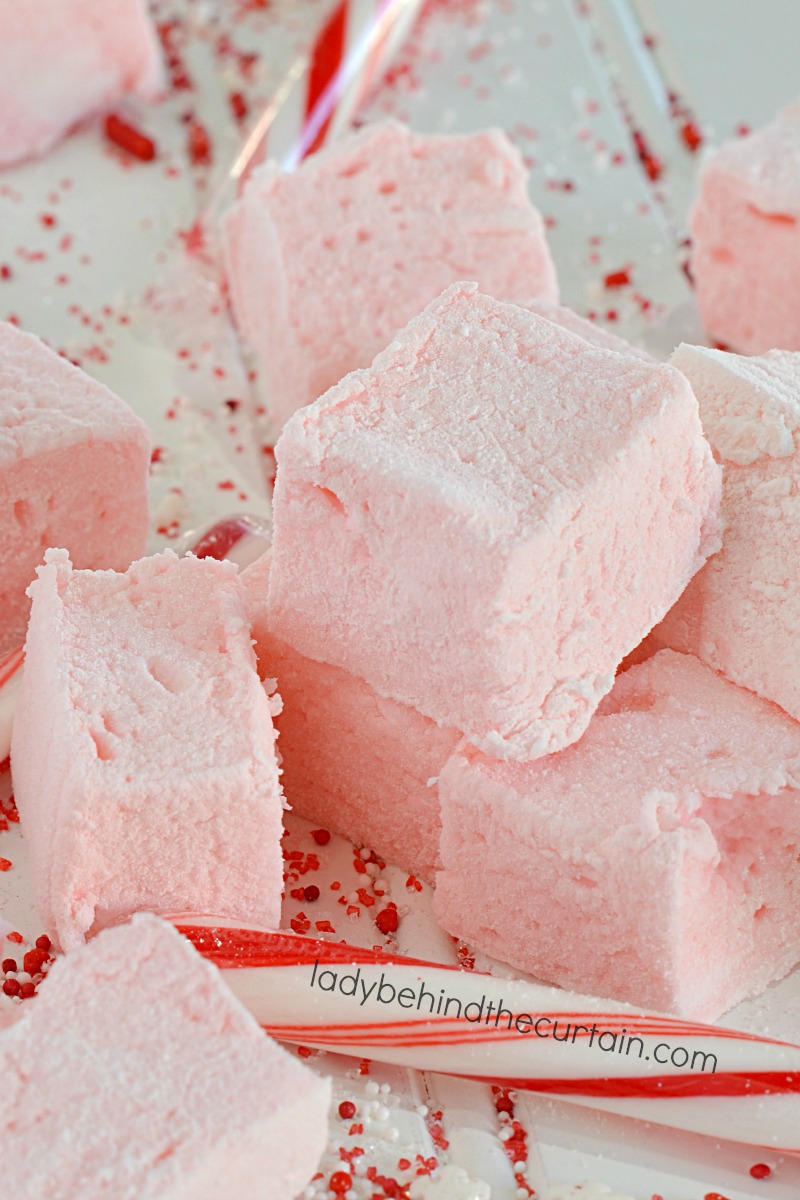 Homemade Fluffy Peppermint Marshmallows