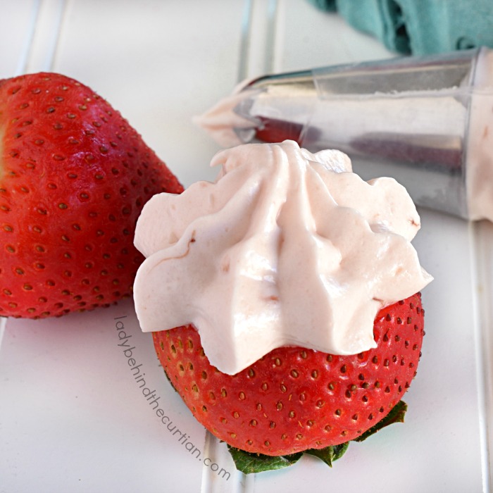 Strawberry Butter Frosting Cream