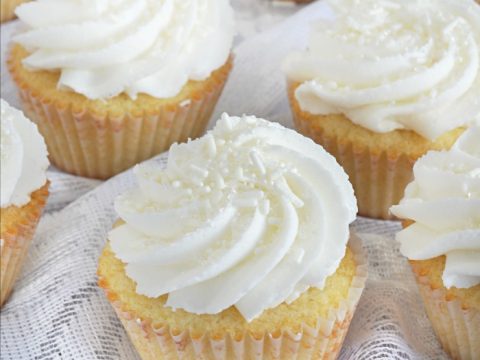 Classic White Cake Wedding Cupcakes