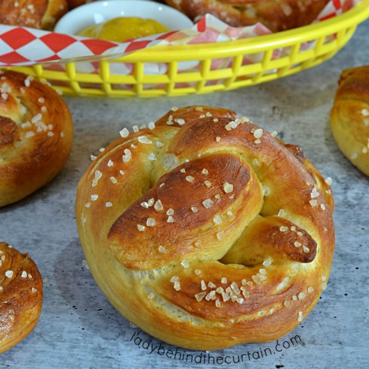 How to Make Homemade Soft Pretzels