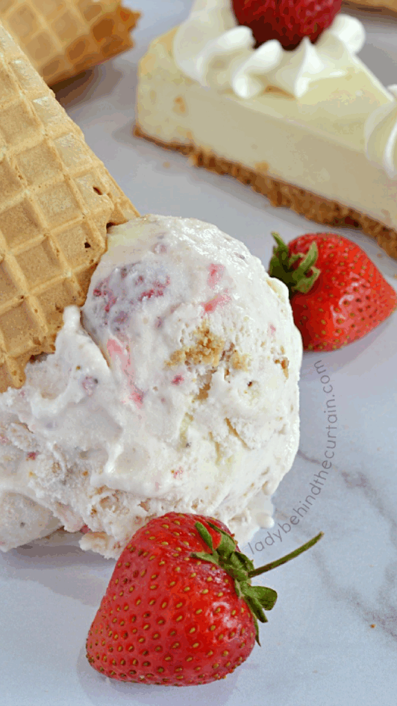 Fresh Strawberry Cheesecake Ice Cream