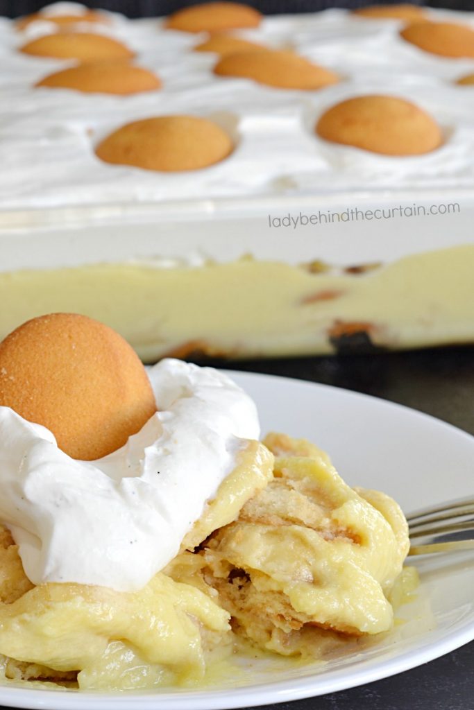 Old Fashioned Southern Banana Pudding Dessert