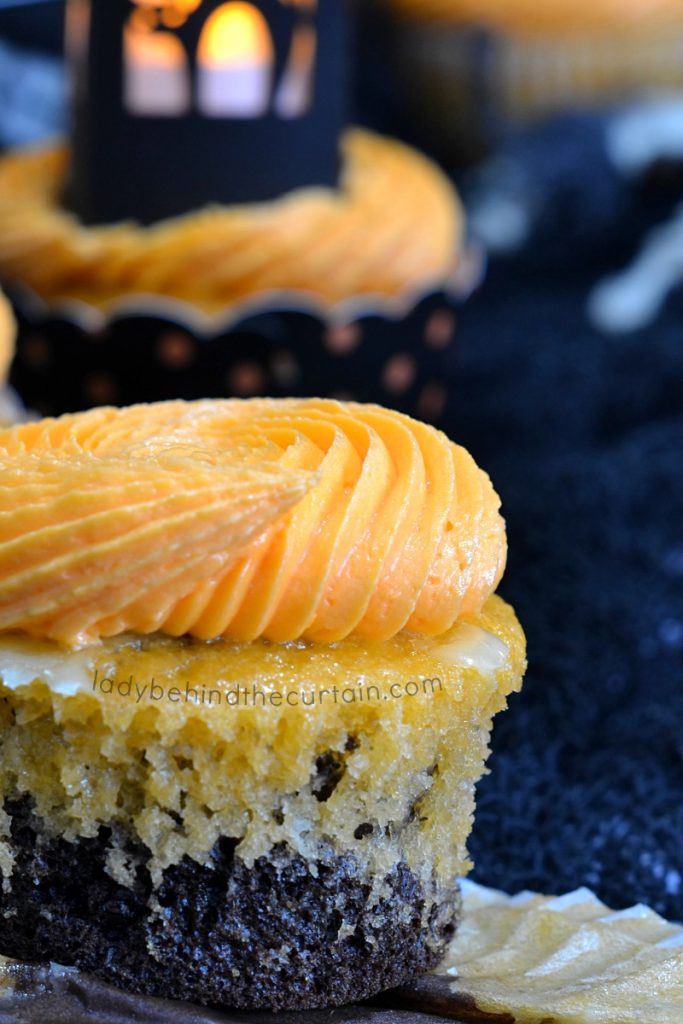 A light and fluffy frosting with orange zest and orange extract to give it a punch of great orange flavor. Perfect for any celebration, this Orange Buttercream Frosting add a little something special to your cakes or cupcakes.