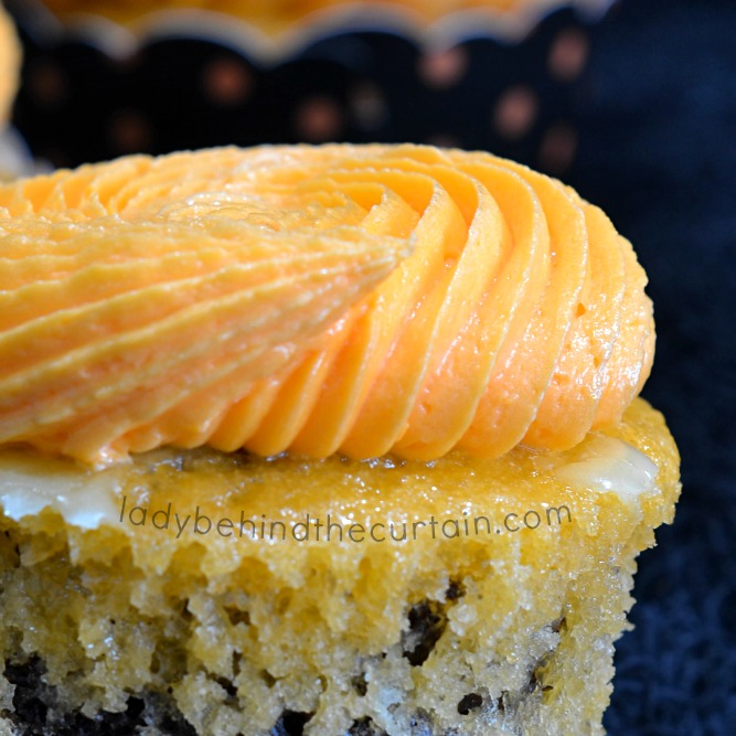 A light and fluffy frosting with orange zest and orange extract to give it a punch of great orange flavor. Perfect for any celebration, this Orange Buttercream Frosting add a little something special to your cakes or cupcakes.