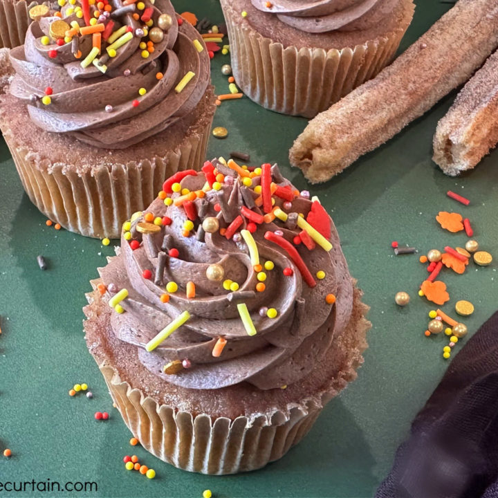 Pumpkin Churro Cupcakes