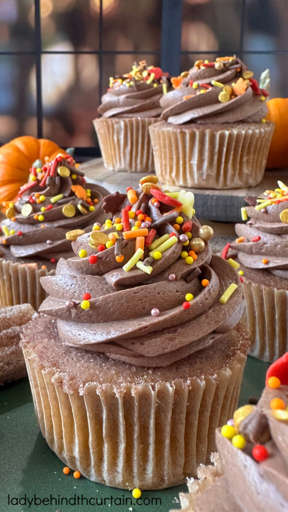 Pumpkin Churro Cupcakes