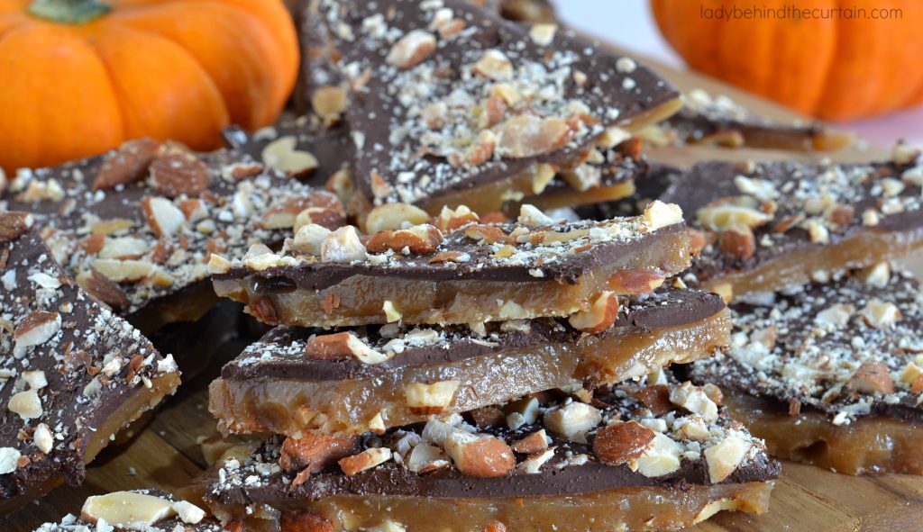 Pumpkin Spice Almond Roca