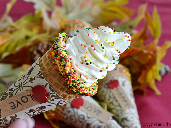Apple Pie Cheesecake Filled Cones