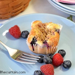 Berry Cheesecake Muffins