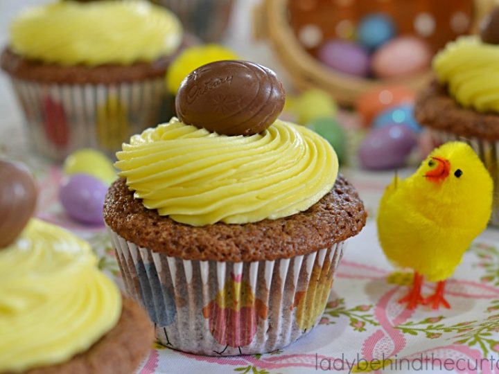 Cadbury Cream Filled Cupcakes