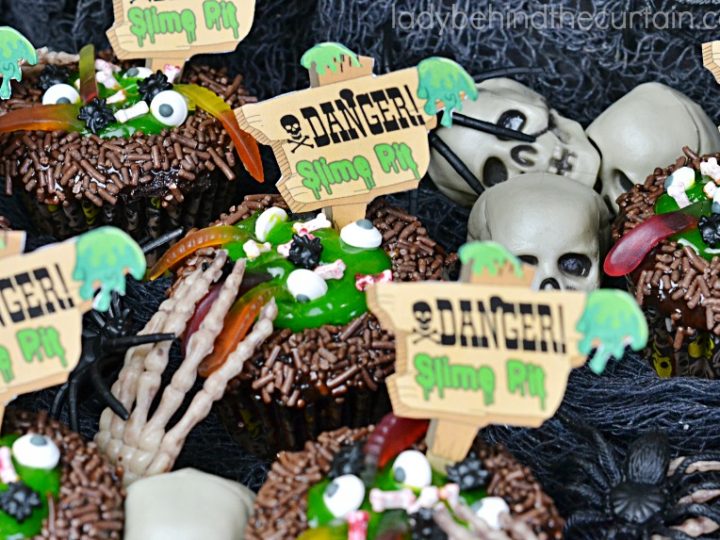 Slime Pit Halloween Cupcakes