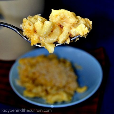 Family Style Macaroni and Cheese