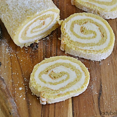Lemon Créme Cake Roll