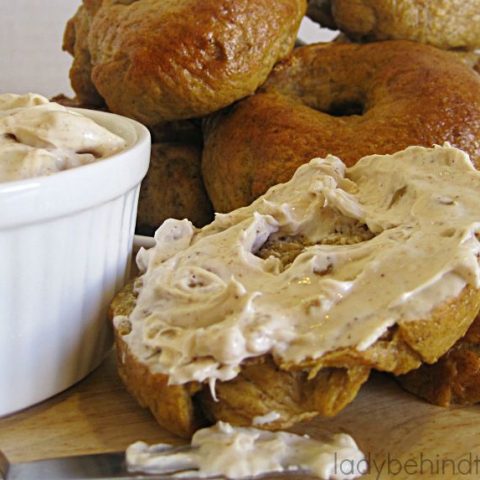 Light Pumpkin Spice Bagels