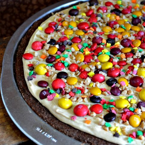 M&M Brownie Pizza