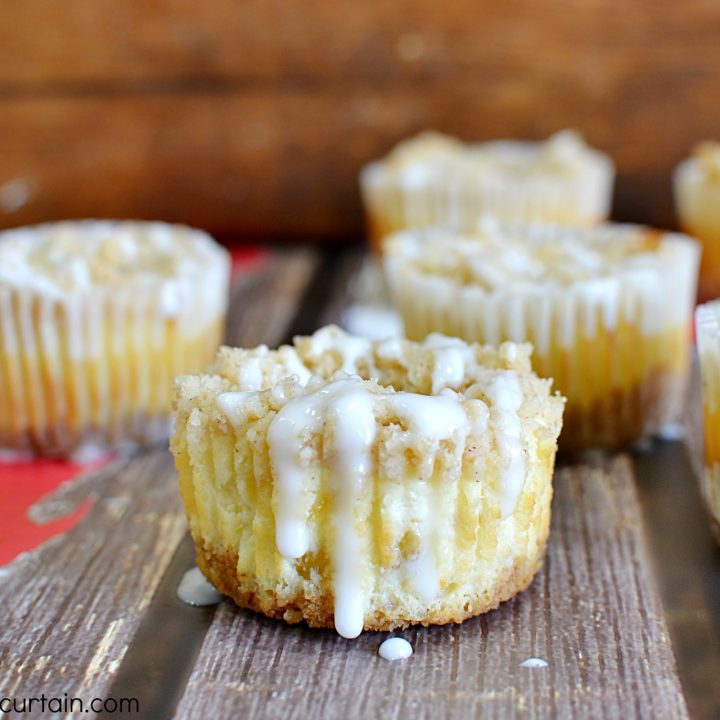 Mini Apple Crumb Cheesecakes