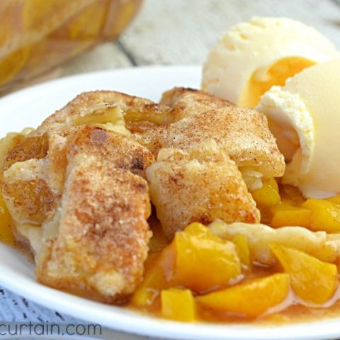 Mom’s Peach Cobbler