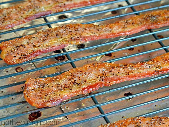 Oven Baked Peppered Bacon