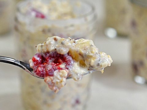 Overnight Pear Berry Oatmeal