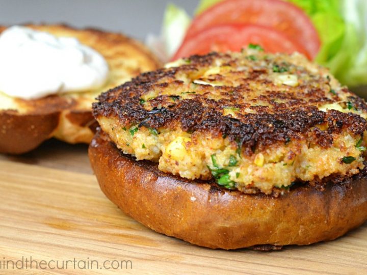 Shrimp Boil Burgers
