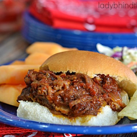 Slow Cooker Barbecue Beef Sandwiches