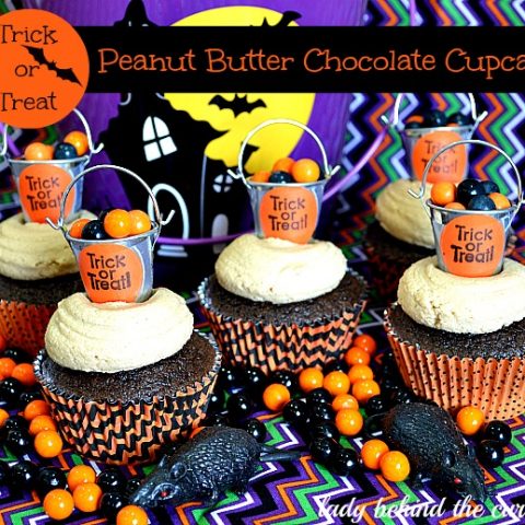 Trick or Treat Halloween Peanut Butter Chocolate Cupcakes