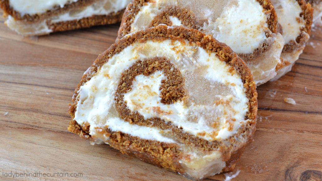 Apple Pie Cake Roll