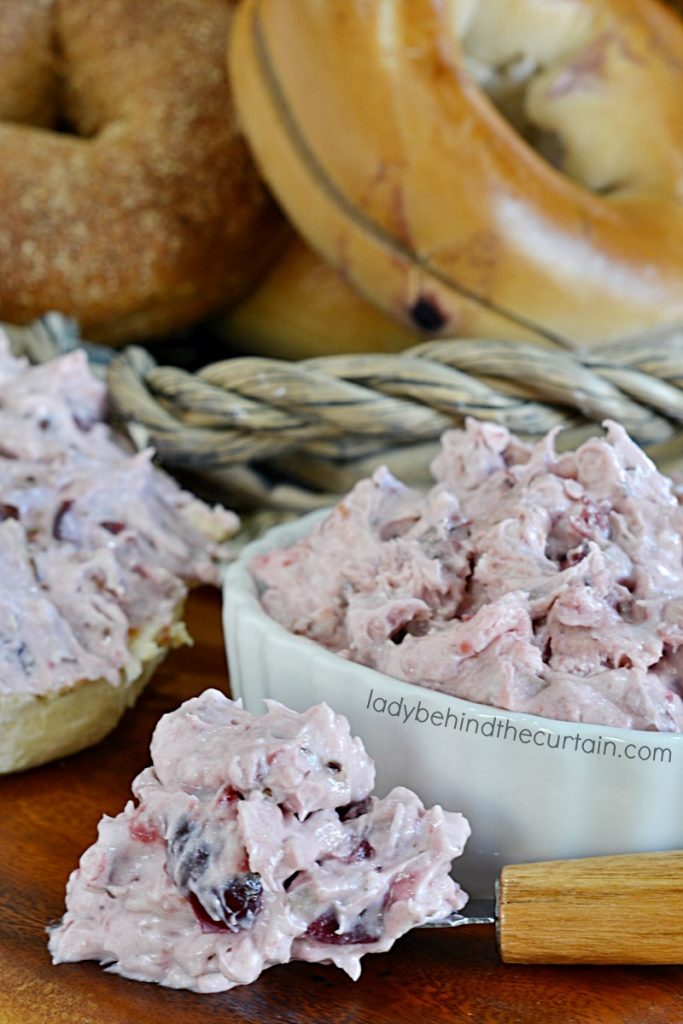 Christmas Cranberry Pecan Cream Cheese Spread