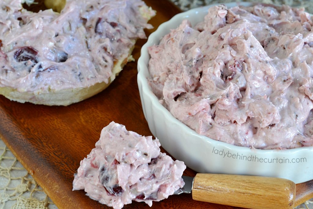 Christmas Cranberry Pecan Cream Cheese Spread