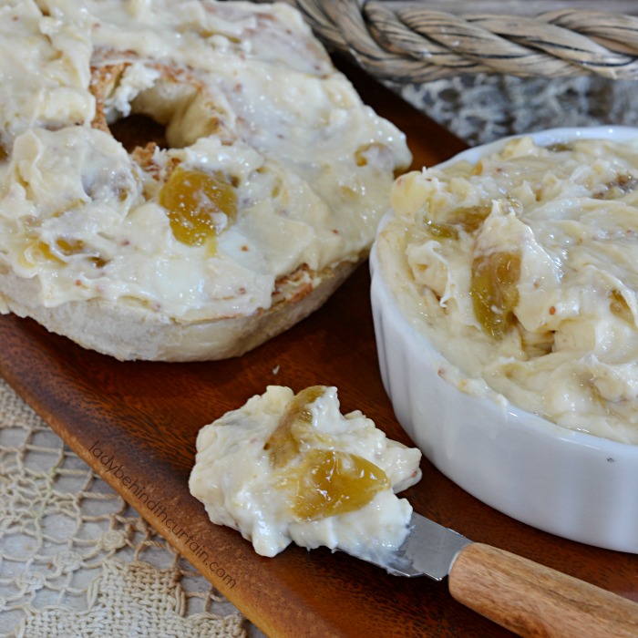 Holiday Fig Cream Cheese Spread