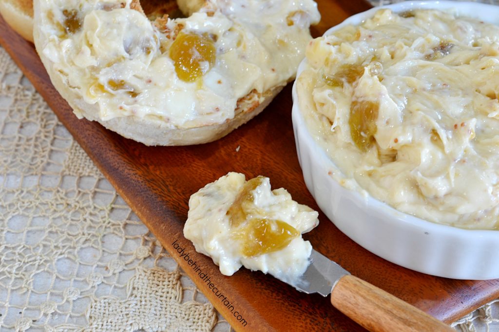 Holiday Fig Cream Cheese Spread