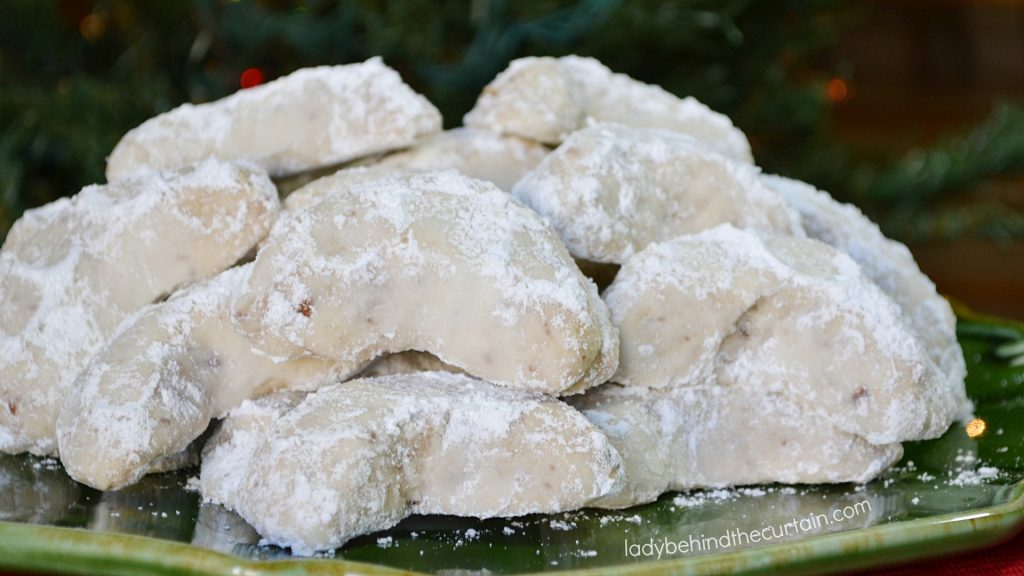 Pecan Crescent Cookies