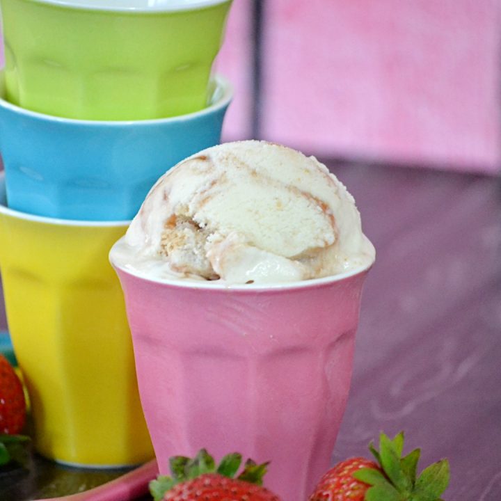 Strawberry Swirl Cheesecake Ice Cream