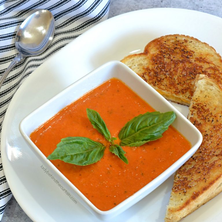 Homemade Creamy Tomato Basil Soup