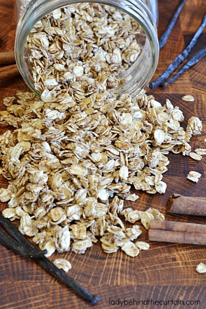 Granola sem Açúcar Iogurte Tigela no Topo