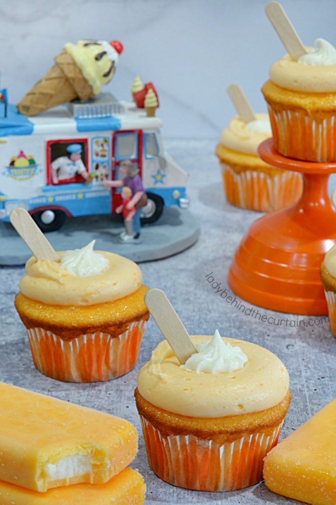 Semi Homemade Orange Creamsicle Cupcakes