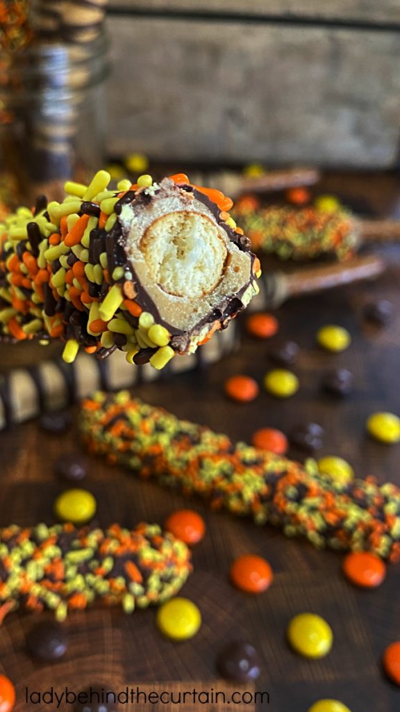 Reese's Pieces Decorated Pretzels