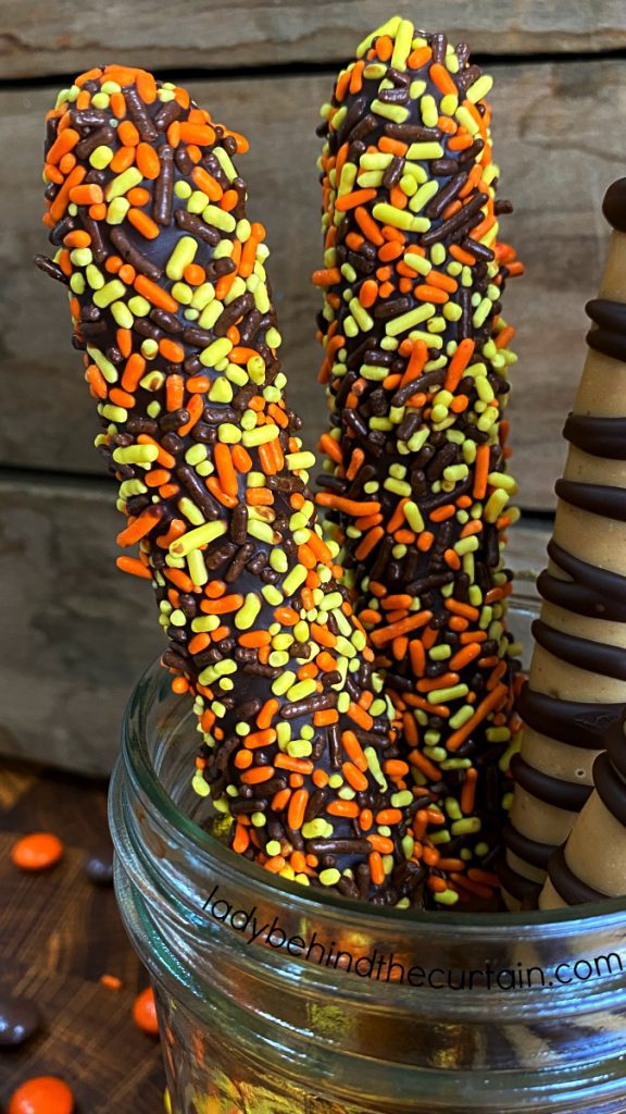 Reese's Pieces Decorated Pretzels