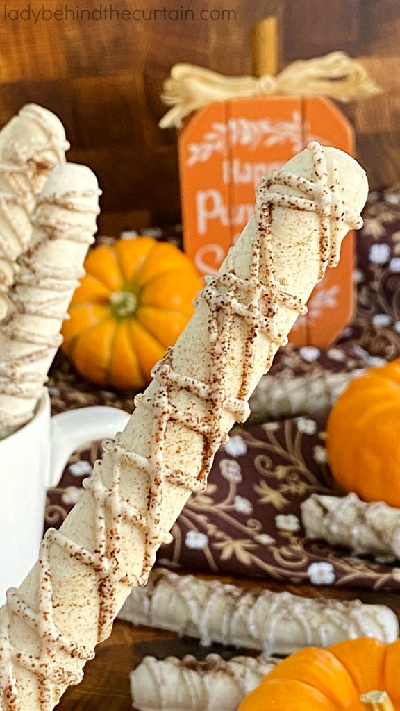 Pumpkin Latte Decorated Pretzels