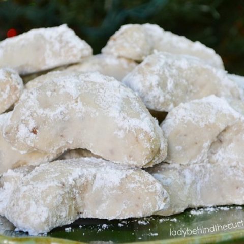 Pecan Crescent Cookies