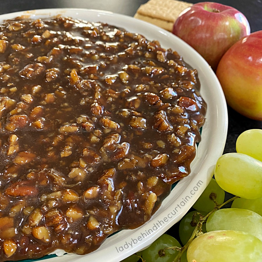 Pecan Pie Cheesecake Dip