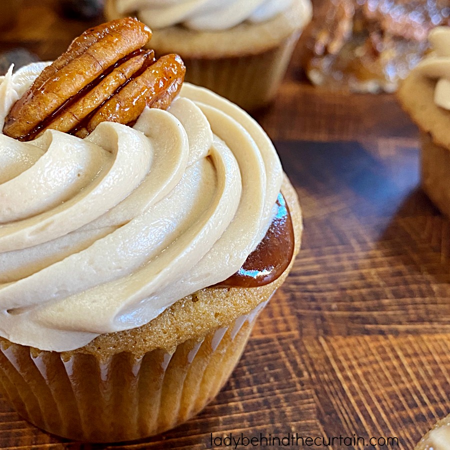 Pecan Pie Filled Cupcakes