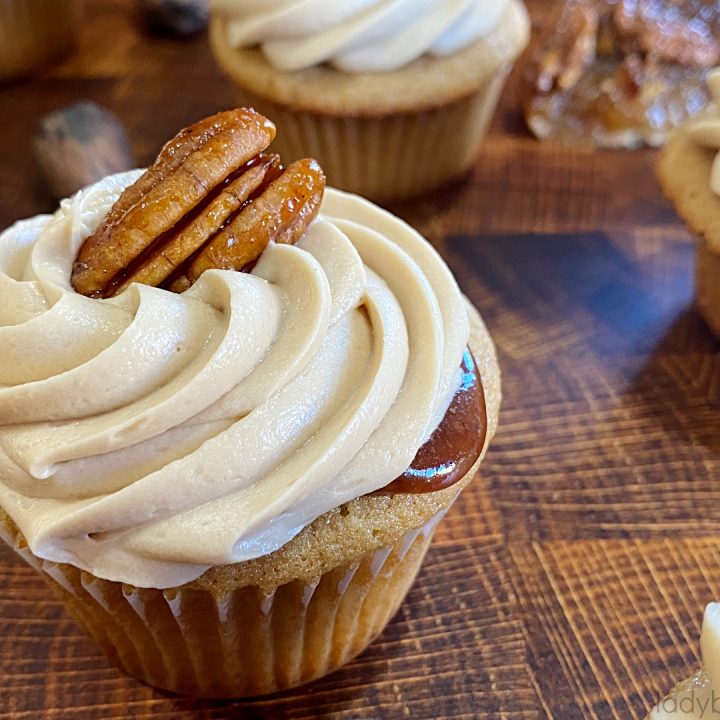 Pecan Pie Filled Cupcakes