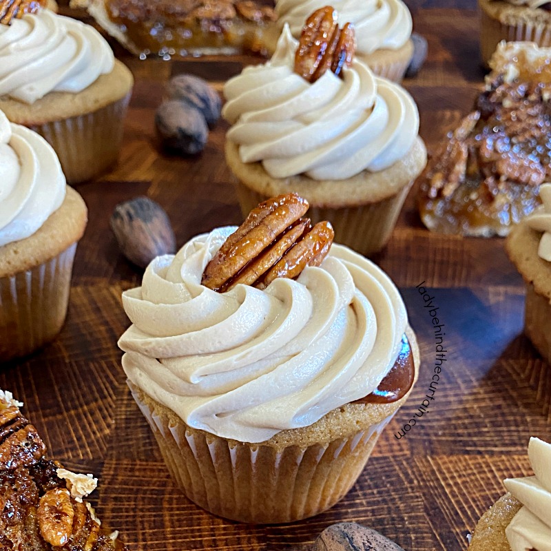 Pecan Pie Filled Cupcakes